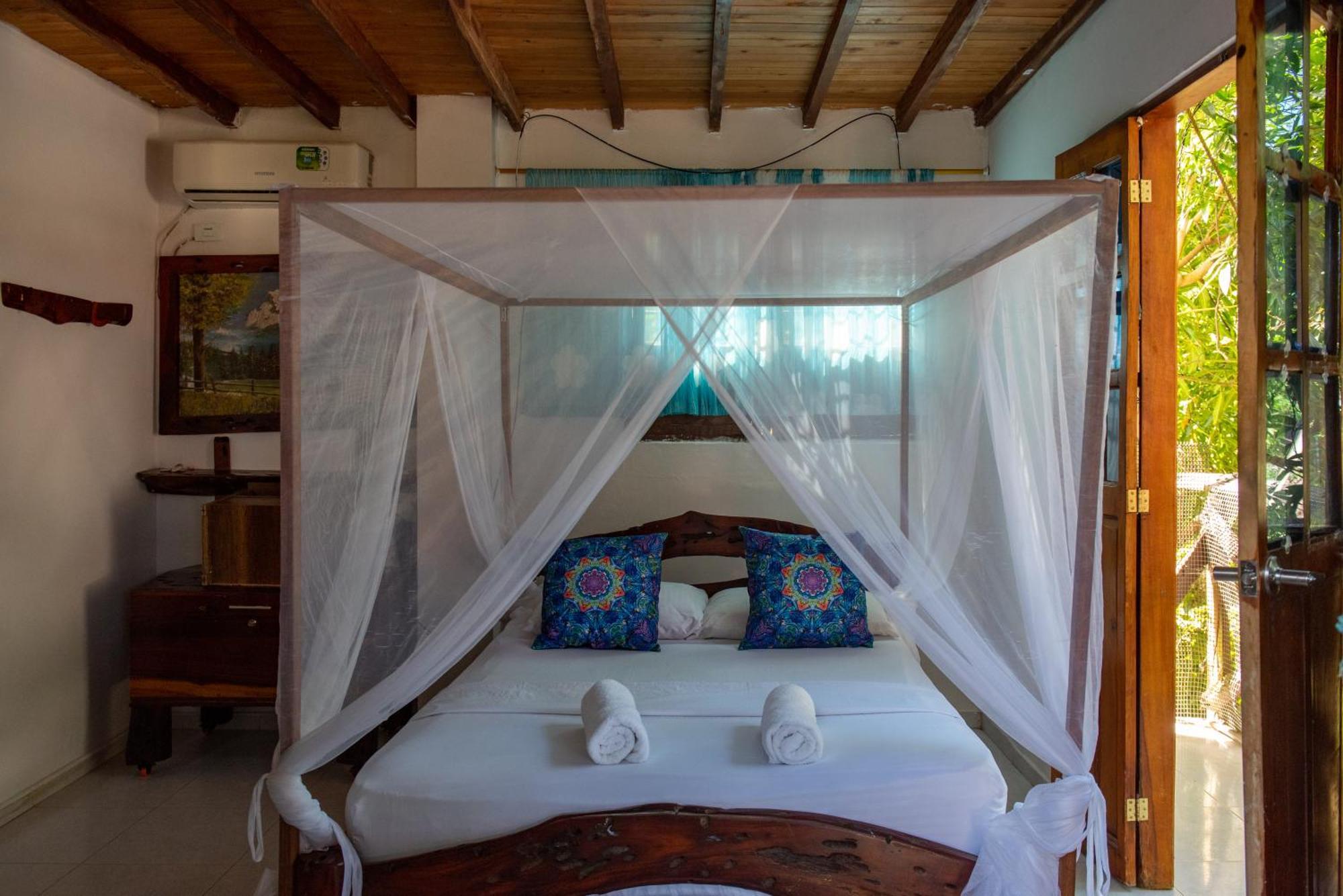 Hotel Casa Surf Mar Azul Palomino Esterno foto